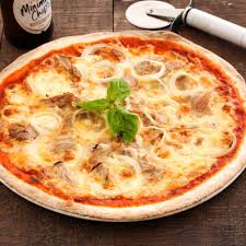 Tuna Pizza